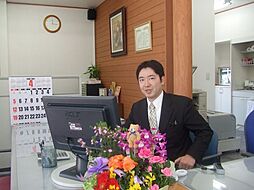 株式会社白金商事　霞ヶ関北口駅前店