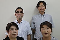 スタッフ