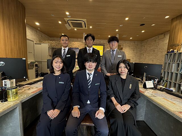 スタッフ