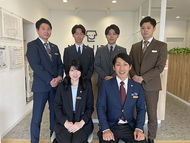 スタッフ