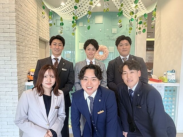 スタッフ
