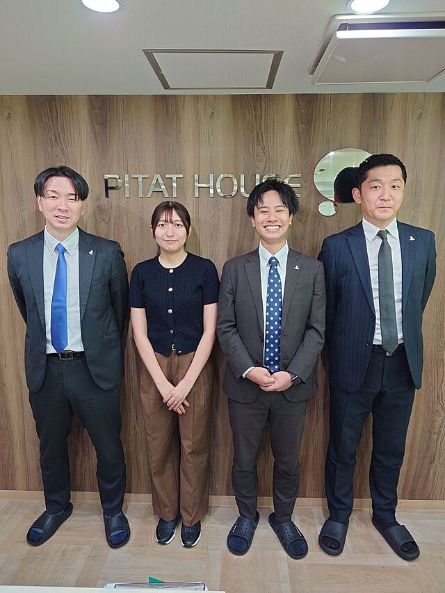 スタッフ