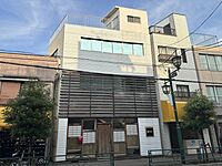 スタッフ