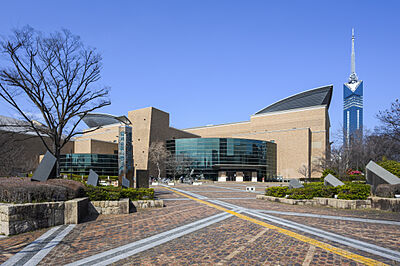 福岡市総合図書館 約1,140m（徒歩15分）