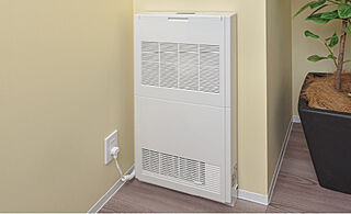 ファインレーベン札幌二十四軒 THE MID ファンコンベクター（移動型・壁掛型）