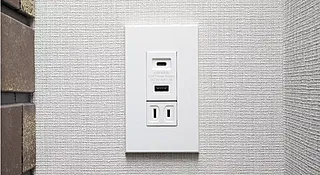 プレミスト立川 USBコンセント