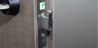 レ・ジェイド鶴舞 鎌式デッドボルト