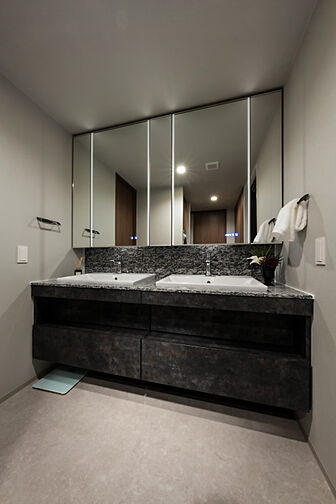 レ・ジェイド橦木町 専有部