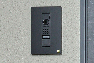 ユニハイム朝霞本町 玄関前カメラ