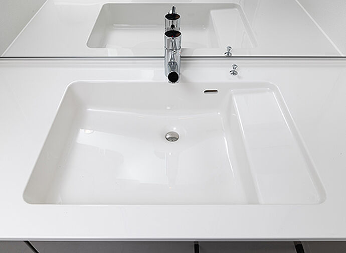 アルファステイツ庚午中 設備