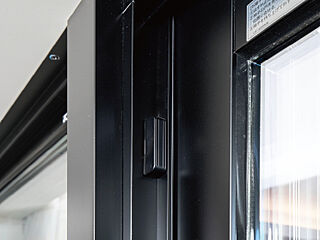 ジオ池田室町 防犯センサー