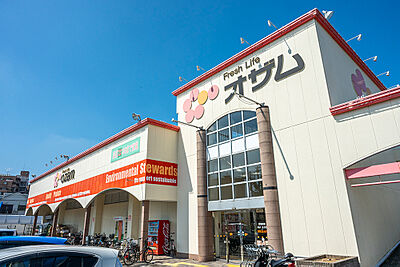 オザム新堀店 【B】約180m（徒歩3分）※オートドア地点からの距離分数は約110m（2分）。