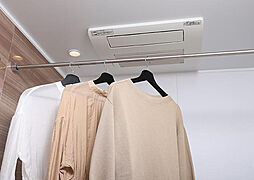 [浴室暖房換気乾燥機] 浴室の暖房や衣類の乾燥に使える浴室暖房換気乾燥機。※参考写真
