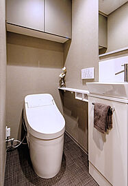 プレシスヴィアラ清瀬 手洗いカウンター付トイレ