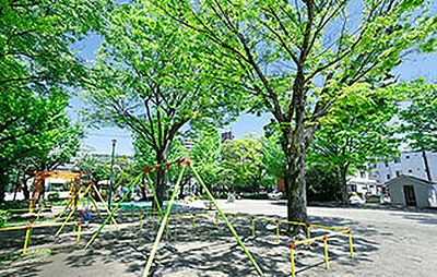 仲田公園 約170m(徒歩3分)