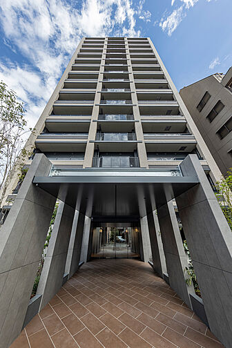 ローレルコート泉ザ・ハウス 外観