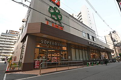 ライフ中崎町駅前店 約470m