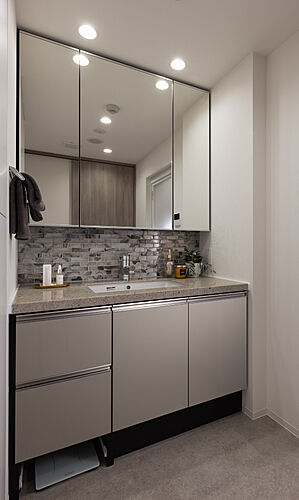 Tステージ フラッグス・ザ・トヨタ パウダールーム