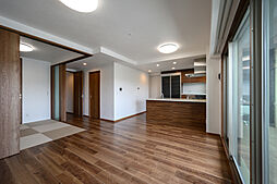 ピアッツァコート平城山 専有部