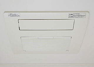 クレヴィア横浜沢渡 浴室暖房換気乾燥機