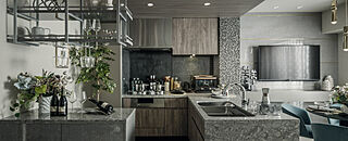 アネシア御器所 家具調システムキッチン