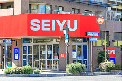 西友守山店 約540m(徒歩7分)