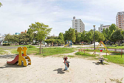 松原公園 約180m(徒歩3分)
