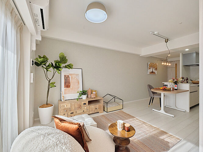 グランドパレス堺上野芝 ザ・グランドガーデン リビング・ダイニング（604号室）