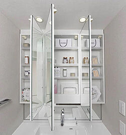 シティテラス府中 三面鏡付洗面化粧台（手元照明付）