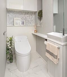 シティタワー札幌すすきの 手洗いカウンター付トイレ