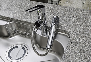 W CITY TOWERS 浄水カートリッジ内蔵シャワー水栓