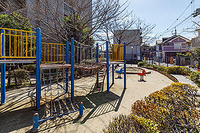 庄第4児童遊園 約220m(徒歩3分)