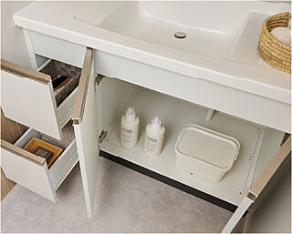 ザ・ライオンズ西九条 洗面キャビネット収納