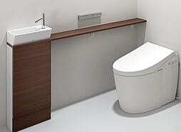 [トイレカウンター] 手洗いカウンターを設え、ウォシュレット一体形便器を採用したスタイリッシュな空間です。