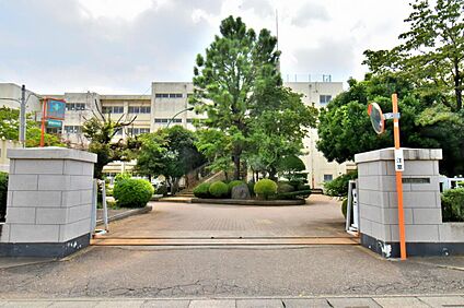 所沢市立柳瀬中学校 740ｍ(徒歩9分～10分)