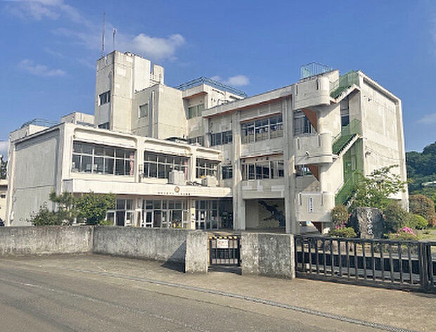 あきる野市立一の谷小学校