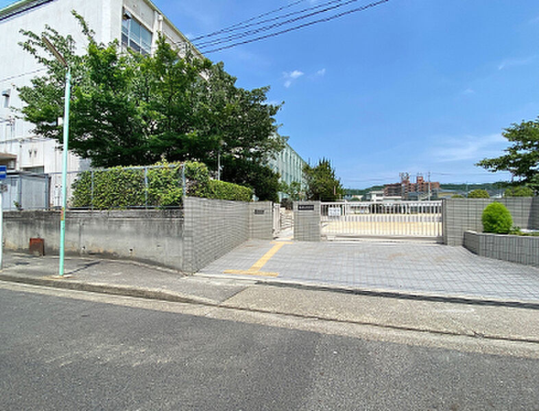【学校】名古屋市立高針台中学校