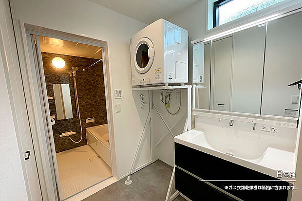 【B号地 洗面室】B号地