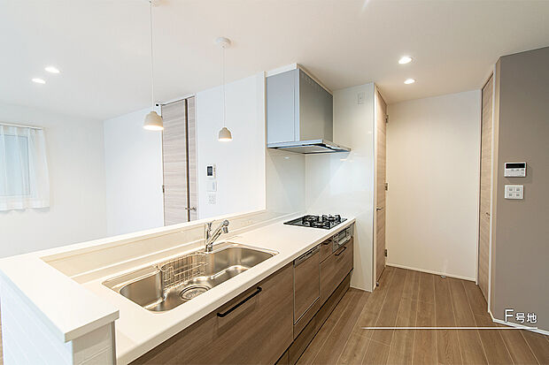 【F号地 キッチン】F号地
