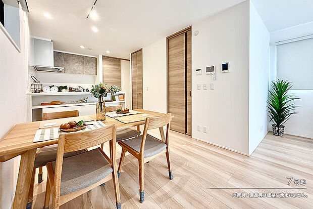 【7号地 ダイニング】7号地