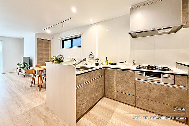 【7号地 キッチン】7号地