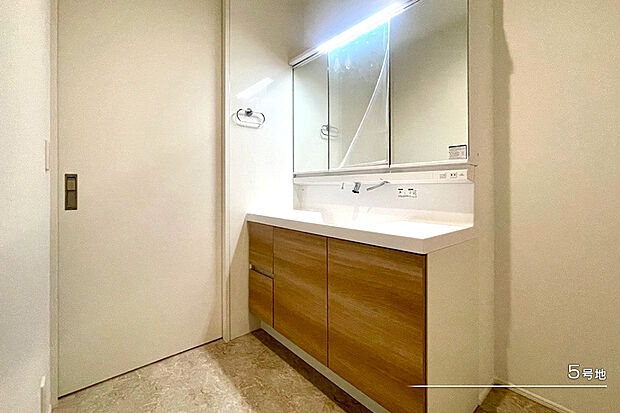 【5号地 洗面室】5号地