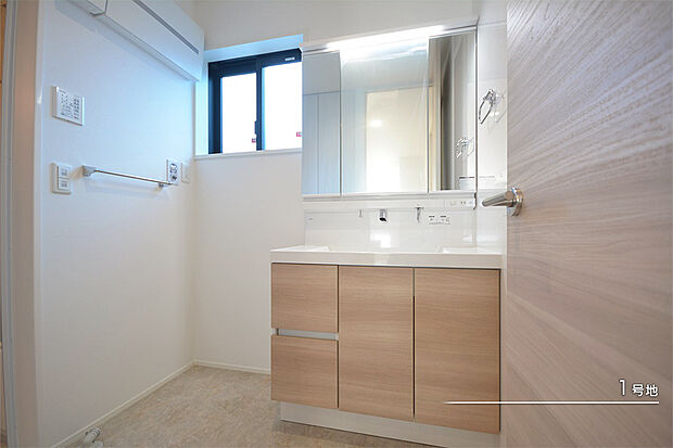 【1号地 洗面室】1号地