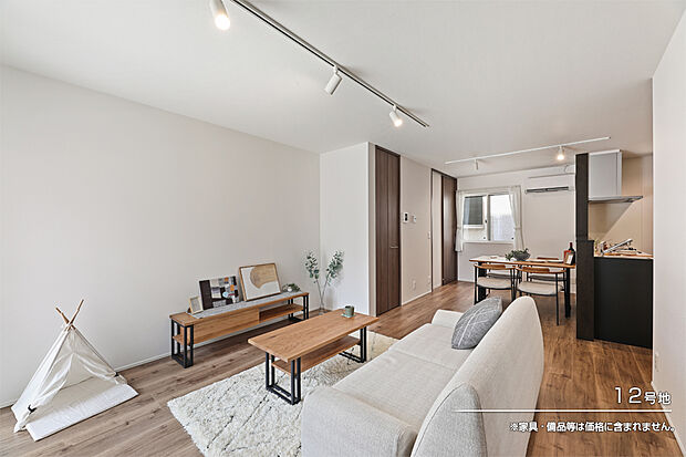 【12号地 リビング】12号地
