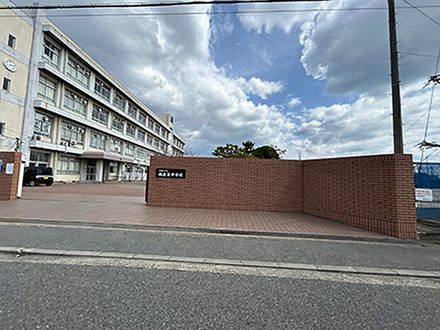 姫路市立飾磨東中学校