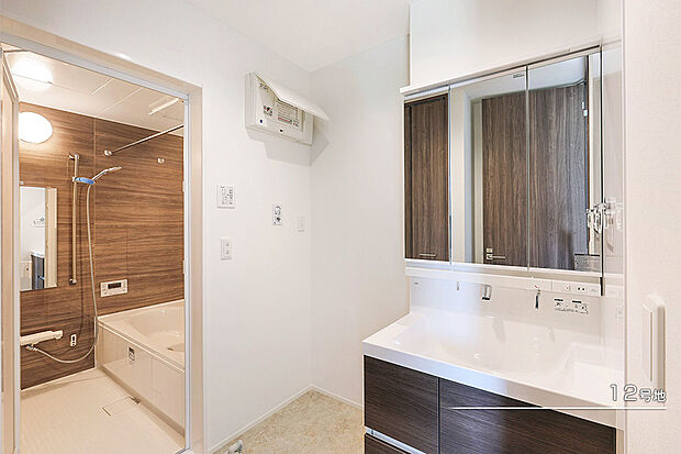 【12号地 洗面室】12号地