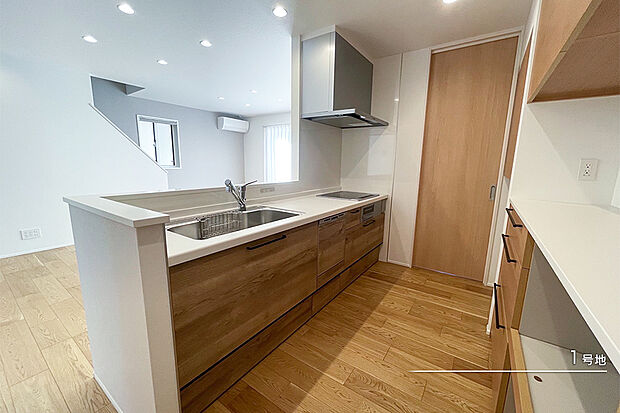 【1号地 キッチン】1号地