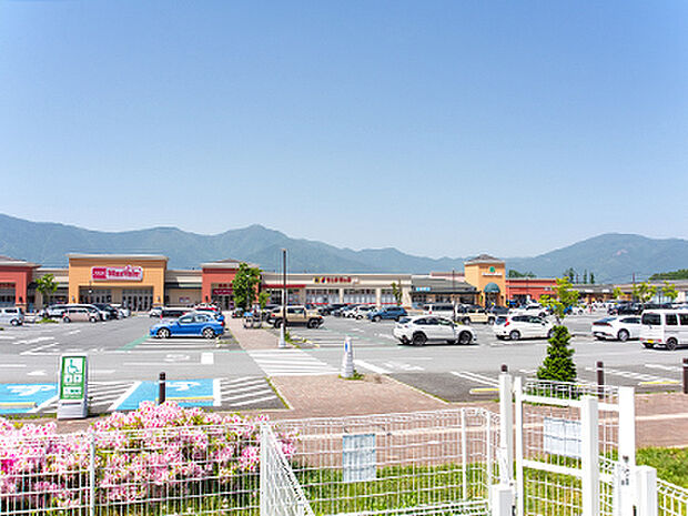 フォレストモール富士河口湖