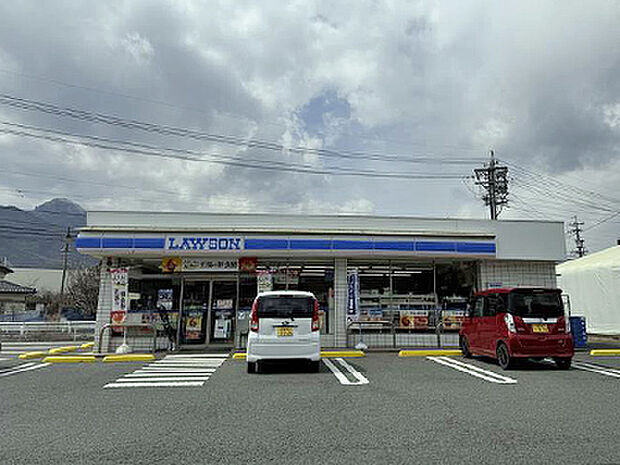 ローソン 戸倉内川店