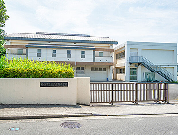 横浜市立あざみ野中学校